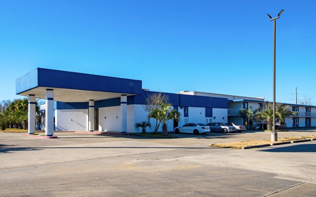 Motel 6 Opelousas, LA