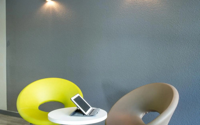 ibis budget Aubagne Les Paluds Agora