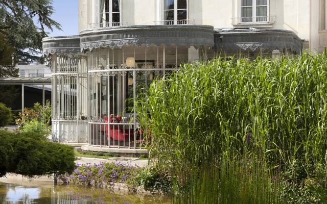 Chateau Belmont Tours by The Crest Collection (ex. Clarion Hotel Château Belmont Tours)