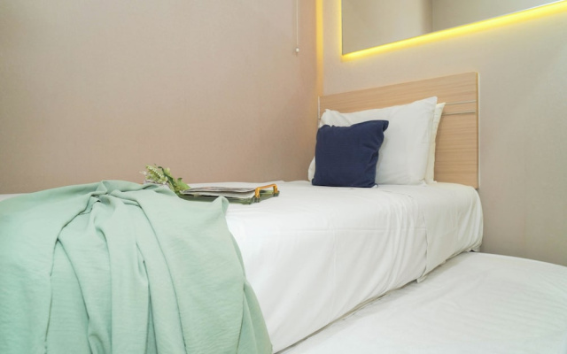 Homelike And Neat 2Br At Apartment Green Pramuka City
