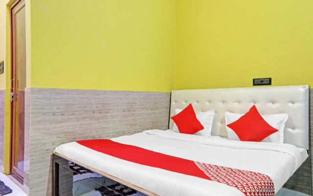 Oyo 87705 Hotel Bdr Lawn