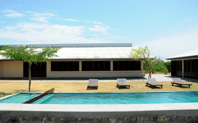 Kirinda Lodge by Ceilao Villas