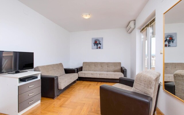 Amazing Apartment in Radici With Wifi and 2 Bedrooms