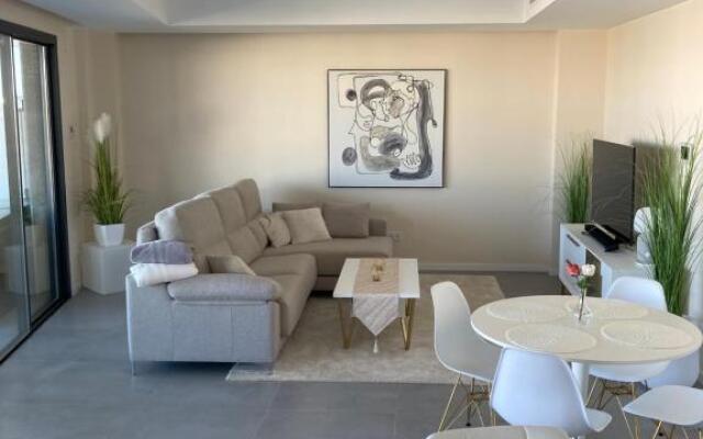 The View Luxury Vacation Apartment 4