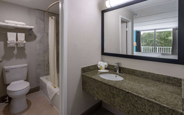 Travelodge by Wyndham Kingsland GA