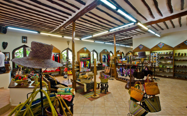 Bluebay Beach Resort & Spa