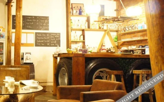 No. 73, Xiwuli · Moganshan French Light Luxury Courtyard Family-friendly Boutique Accommodation