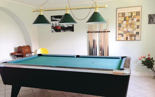 Amazing Home in Beckerwitzhohenkirchen With 3 Bedrooms, Jacuzzi and Wifi