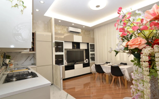 Caserta Deluxe Bis