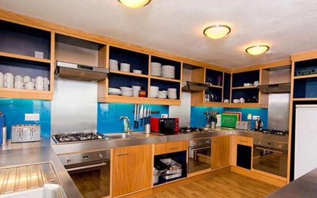 Hostel YHA Poppit Sands