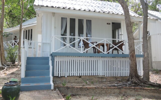 The C Samet Beach Resort