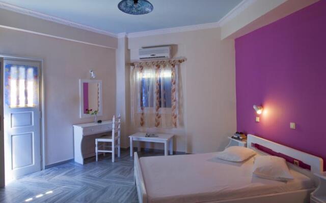 Dimitris Studios