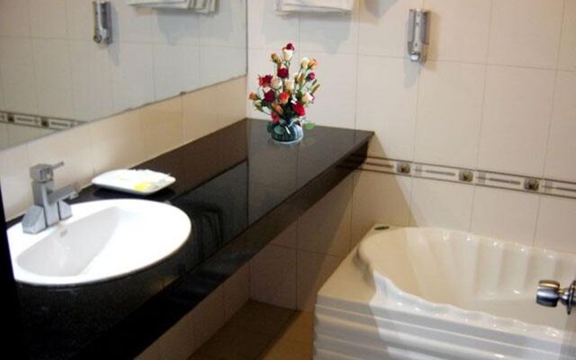 VMQ Hotel