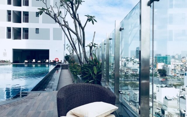 Henry Studio Luxury SWPool 15th