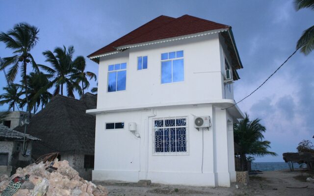 Storm Sailor Villa