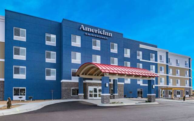 AmericInn by Wyndham International Falls