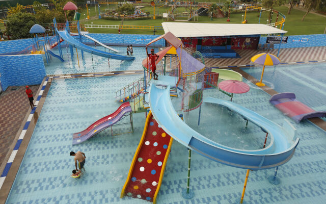 Aapno Ghar Resort