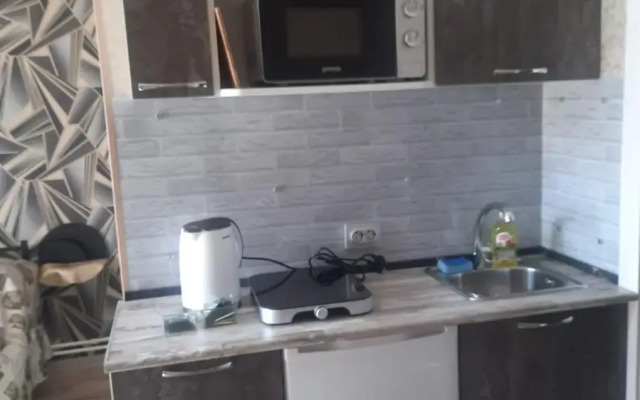 Квартира посуточно в 3м микрорайоне 16