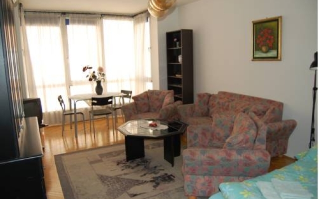 Di Caprio Apartman