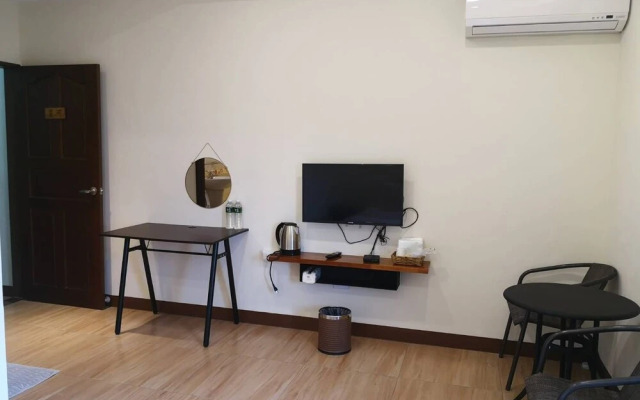Jinyou Hotel