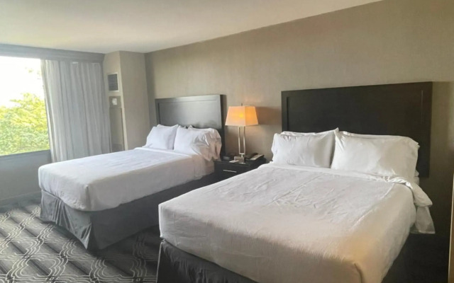 Grand Resort Hotel - Mt Laurel - Philadelphia