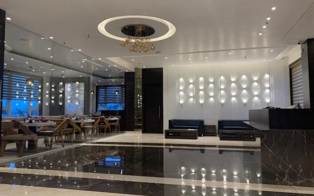 Econest Hotel