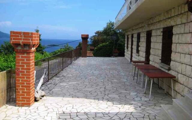 Villa Peragić