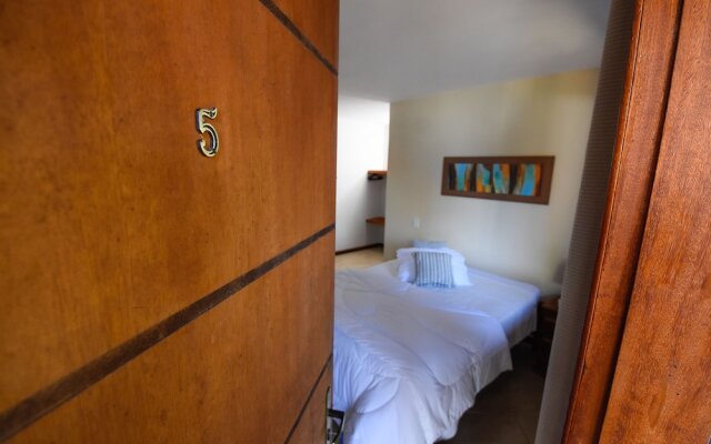 Pousada Paris Hostelli