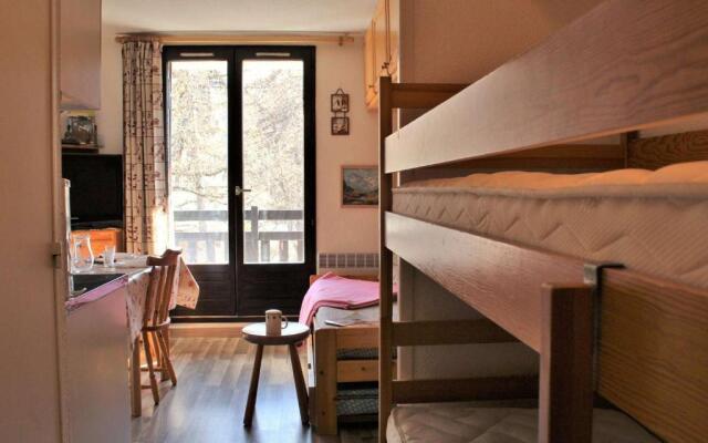 Appartement Risoul, 2 pièces, 4 personnes - FR-1-330-556