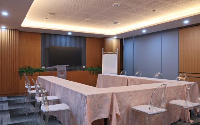 Best Western Plus Metro Clark