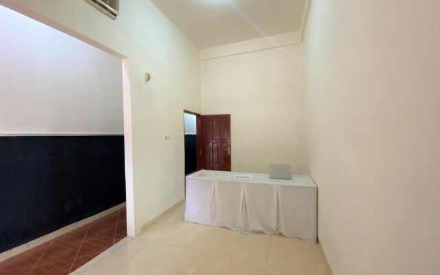 RedDoorz near GOR Lagaligo Palopo