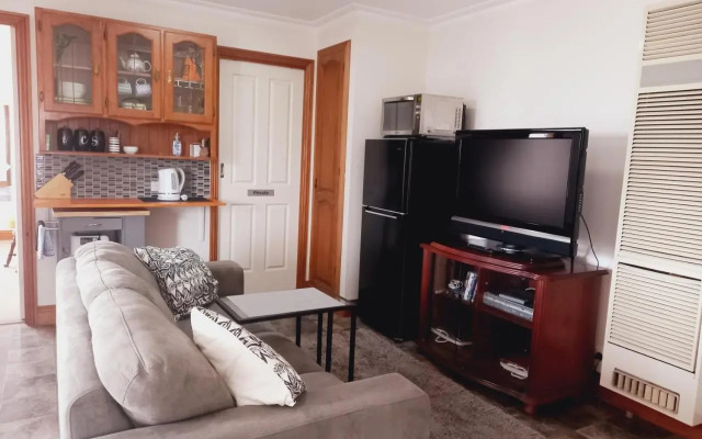 Central to CBD CoSheirm Apartments On Merri