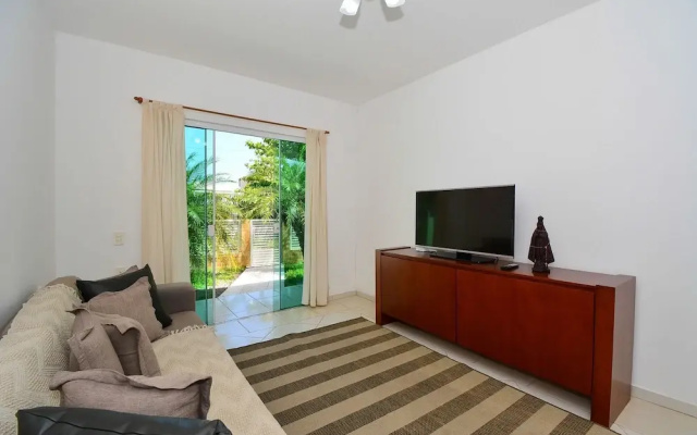Casa com piscina a 250m da Praia PLH006