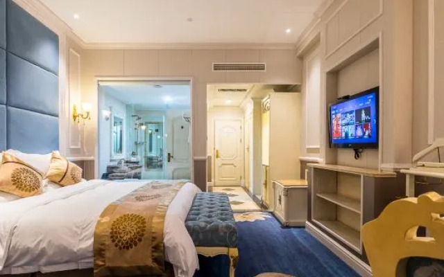 Venice Park Hotel