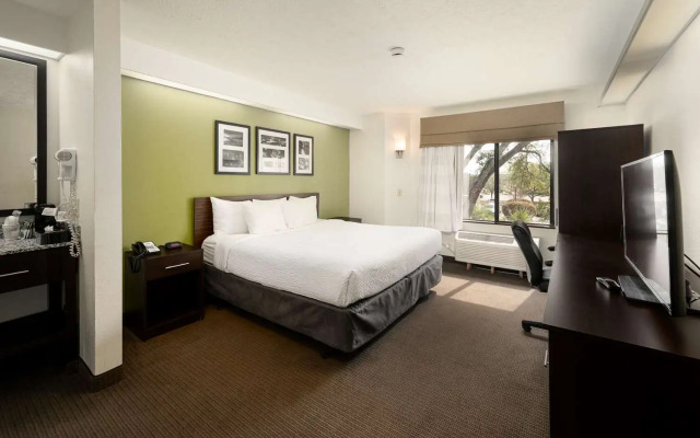 SureStay by Best Western Summerville Flowertown