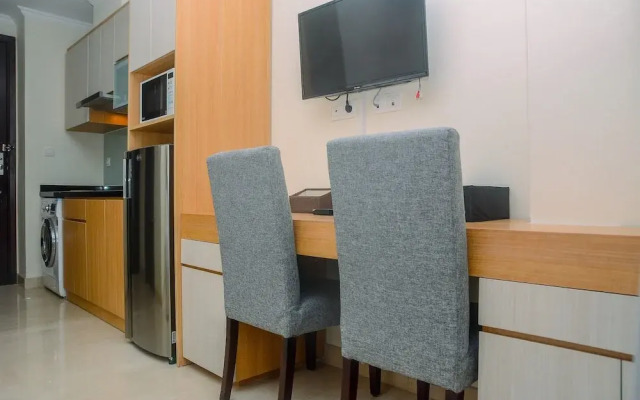 Pleasant and Simply Studio Room Menteng Park Apartment