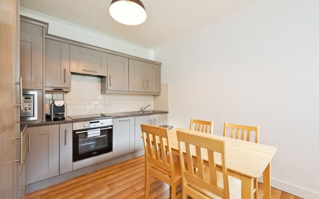 your place - Ballsbridge Court
