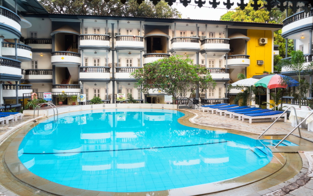 Santiago Beach Resort