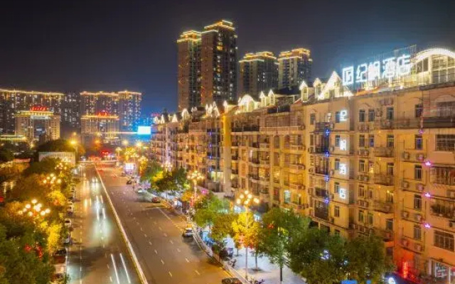 JiFeng Hotel (Dehua Cidu Avenue)
