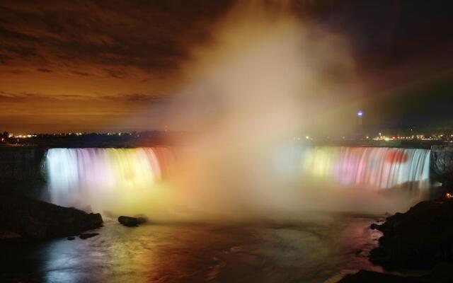 Marriott Niagara Falls Fallsview Hotel & Spa