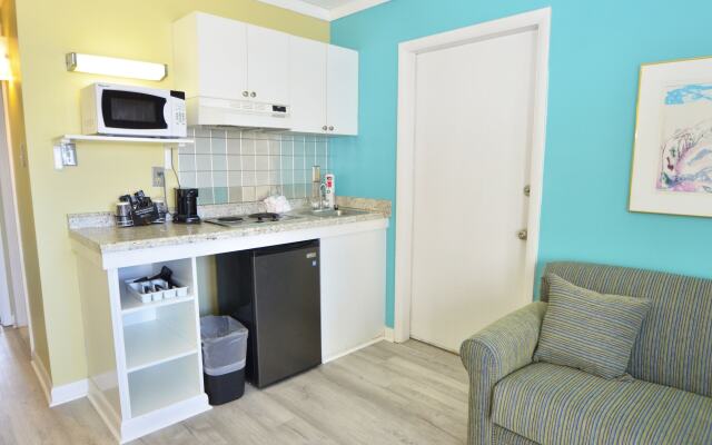 Cayman Suites Hotel