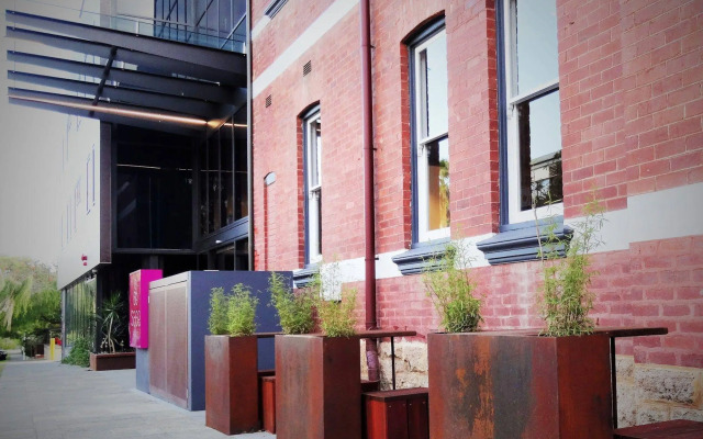 Holiday Inn West Perth by IHG