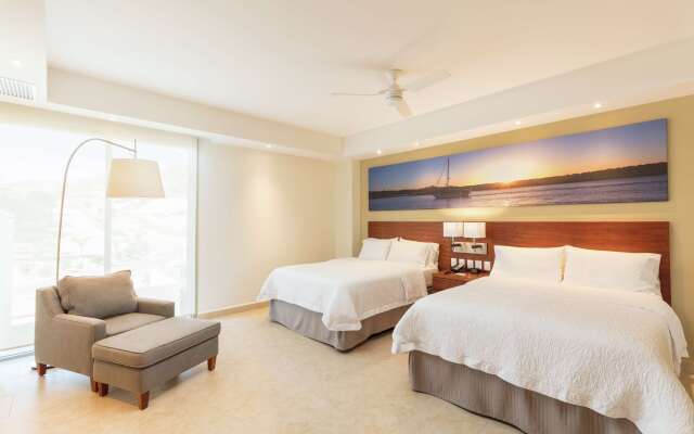 Hampton Inn & Suites by Hilton Los Cabos