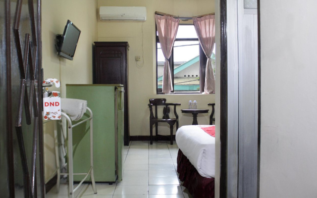 OYO 181 Wisma Bintang Near RSUD Johar Baru