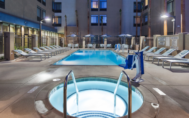 SpringHill Suites Anaheim Maingate