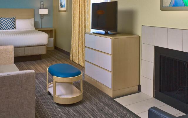 Sonesta ES Suites Minneapolis  St. Paul Airport