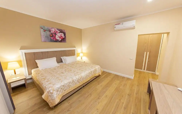 FM Hotel 02 Tirana