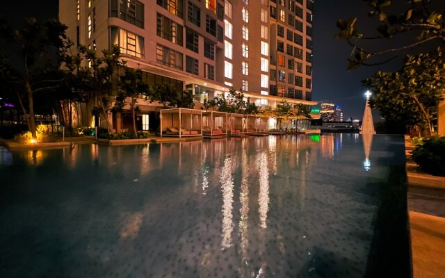 Robertson BY Shahjalal Suites