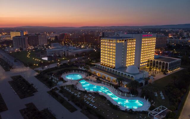 Crowne Plaza Vilamoura - Algarve, an IHG Hotel