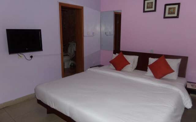 AES Luxury Apartments